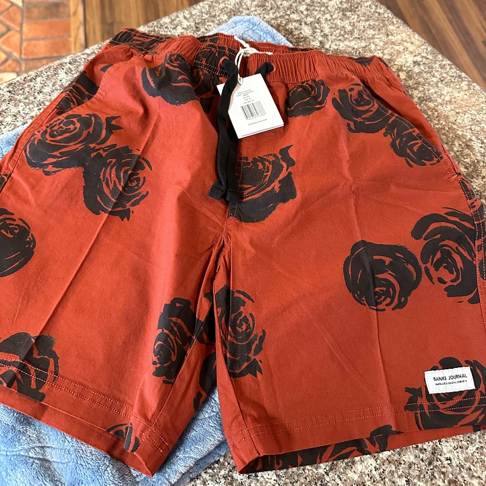 Swim trunks/ board shorts